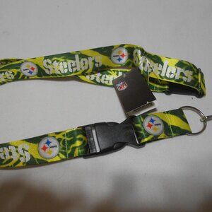 NFL NEW PITTSBURG STEELERS LANYARD KEYCHAIN DETACHABLE STOCKING STUFFER 🏈🎁